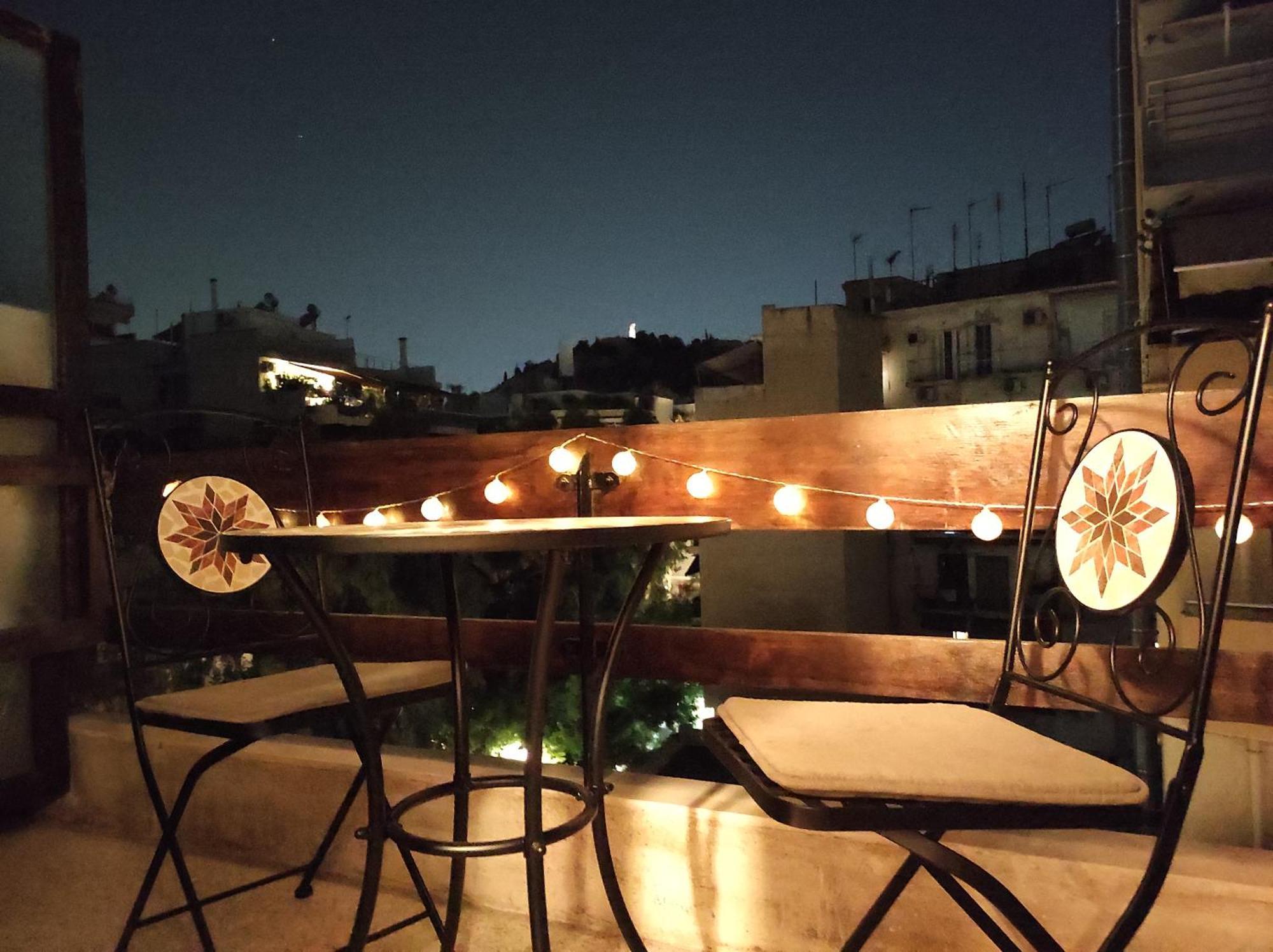 Cosy Apartment On Dragon Street Athena Bagian luar foto