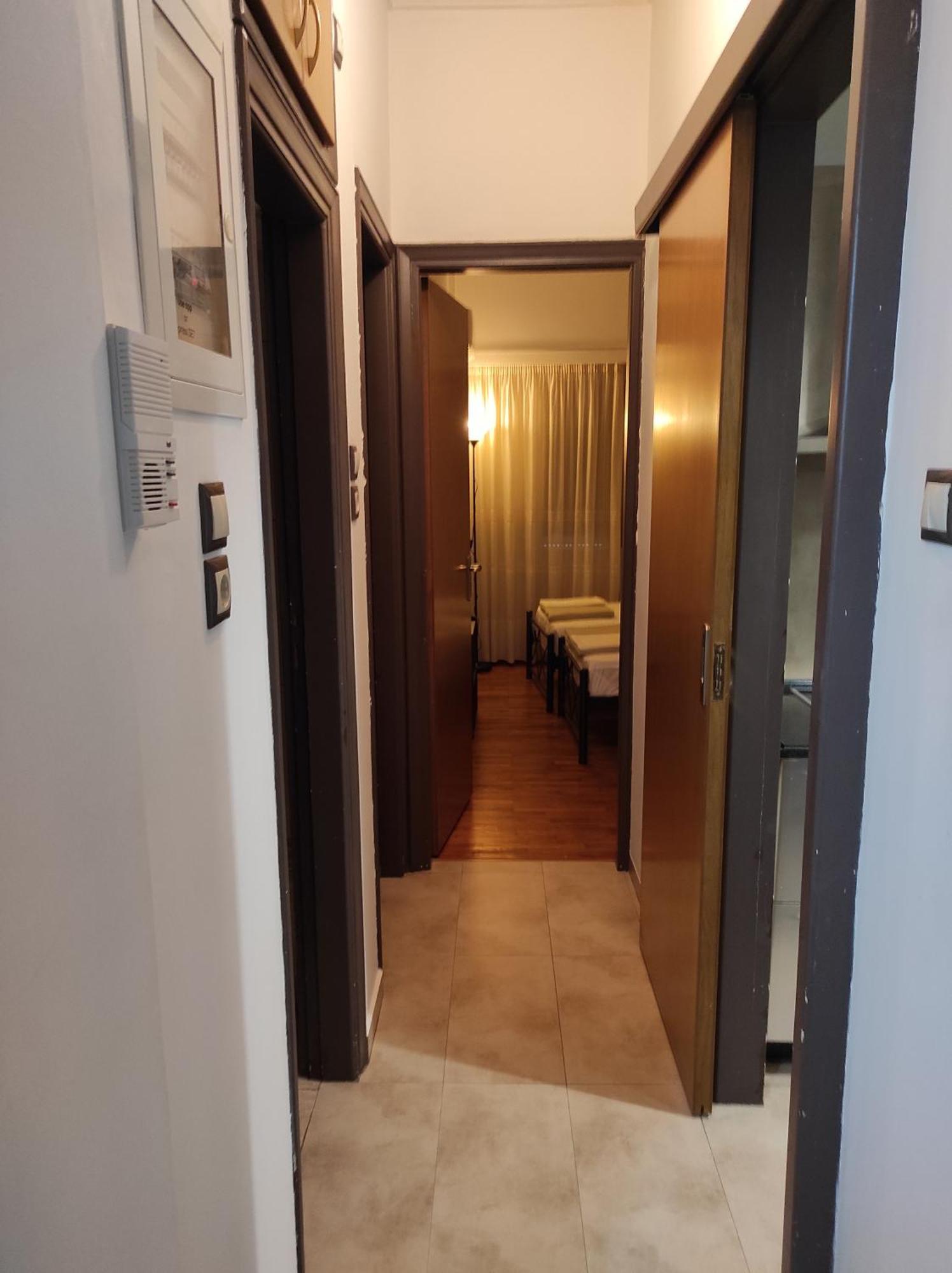 Cosy Apartment On Dragon Street Athena Bagian luar foto