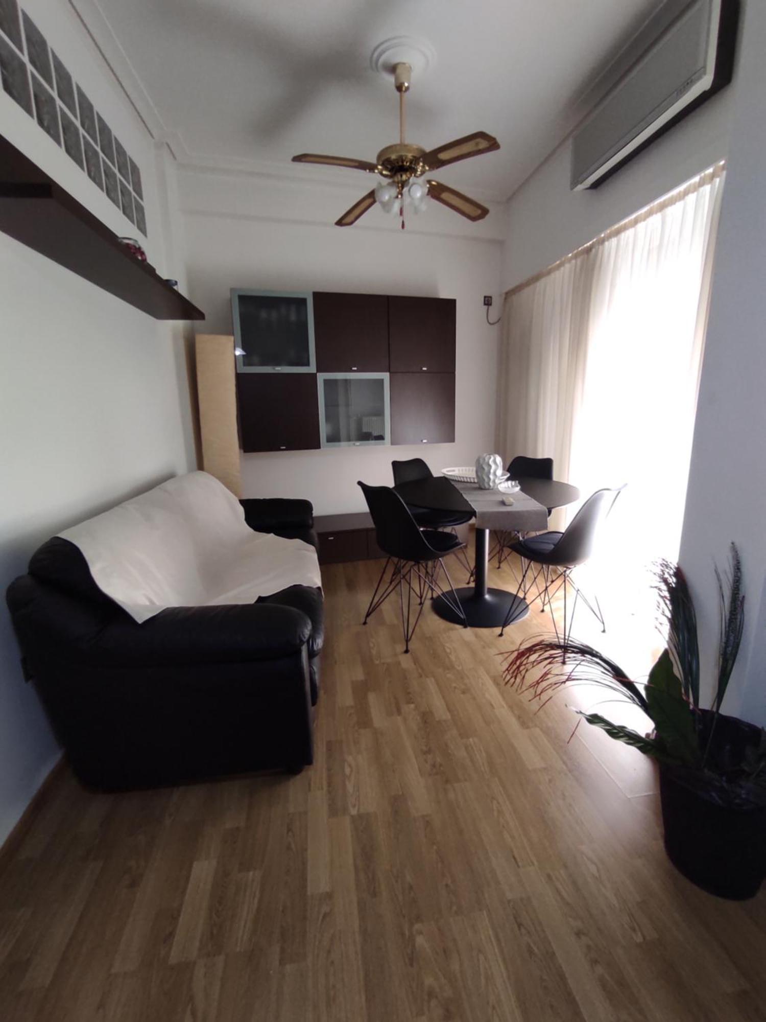Cosy Apartment On Dragon Street Athena Bagian luar foto