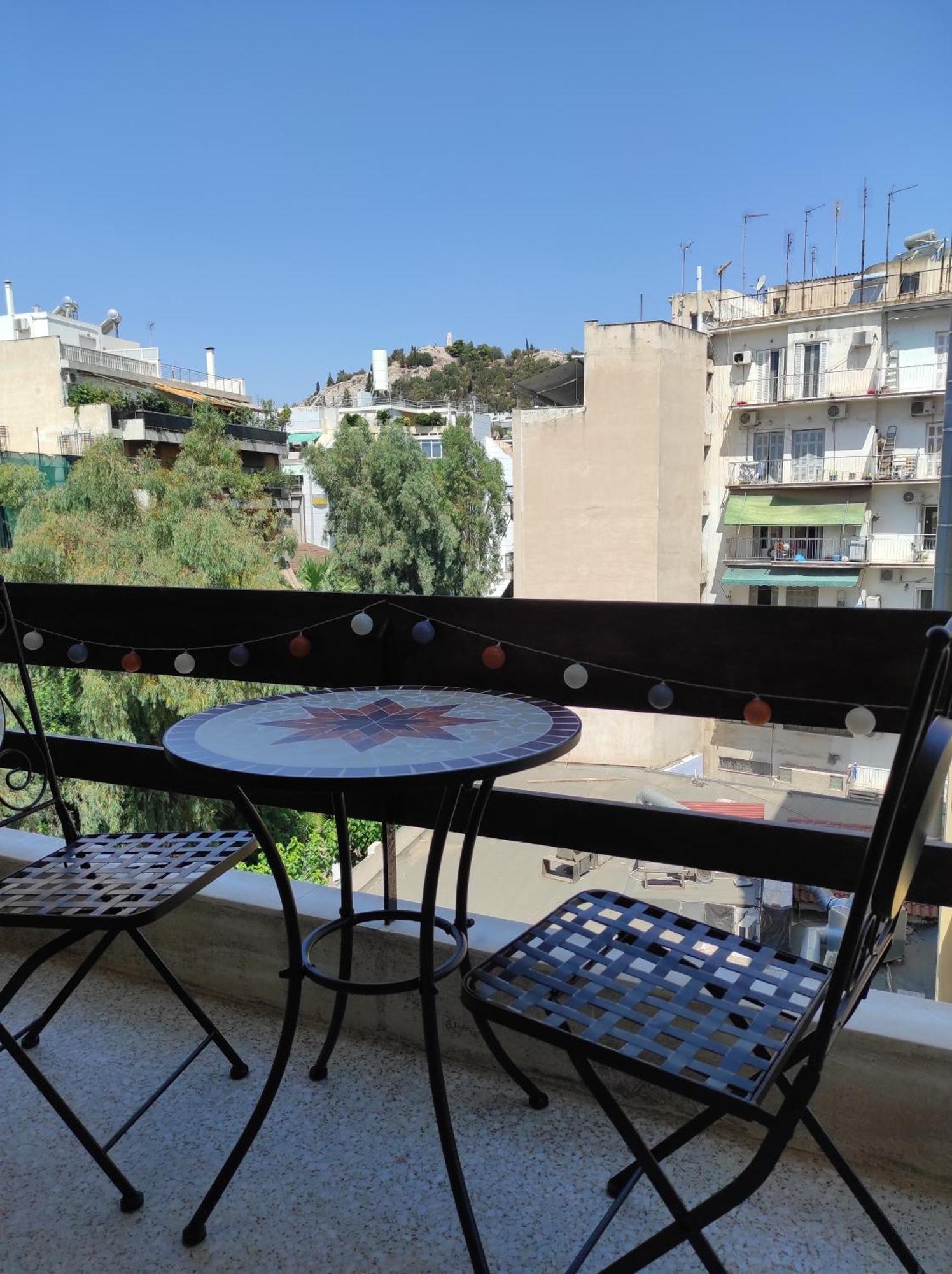 Cosy Apartment On Dragon Street Athena Bagian luar foto