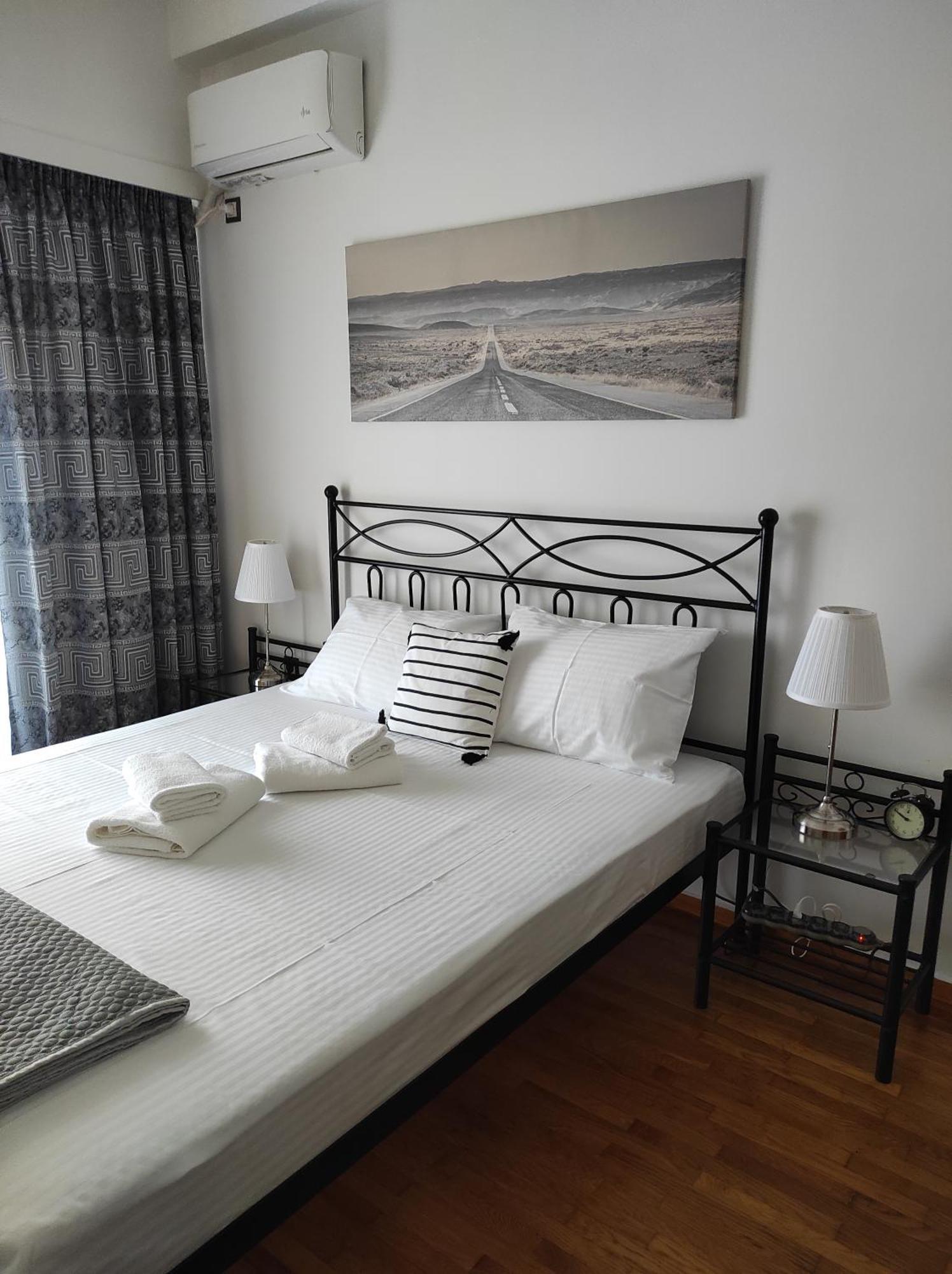 Cosy Apartment On Dragon Street Athena Bagian luar foto